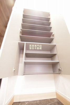 【玄関】 | クレールライフ | 広々としたシューズ収納