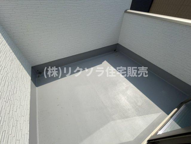 春日町　新築一戸建てのバルコニー|ワイドバルコニー
■物件内覧・資金計画相談・住宅ローン相談、リフォーム相談、お問合せ受付中■
※当日・翌日のご内覧、ご相談はお電話でのお問合せがスムーズです！