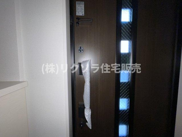 春日町　新築一戸建ての防犯設備|ツーシリンダー錠
■物件内覧・資金計画相談・住宅ローン相談、リフォーム相談、お問合せ受付中■
※当日・翌日のご内覧、ご相談はお電話でのお問合せがスムーズです！