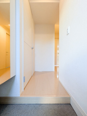 【玄関】 | ルミエール木崎
