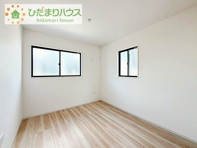 【洋室】 | つくば市高野3期　新築戸建　1号棟 | 『自分の部屋がほしいー！』と言われるのはいつだろう？
マイホームなら余裕の部屋数！子供部屋はもちろん、収納場所も多いですよ(^^)/