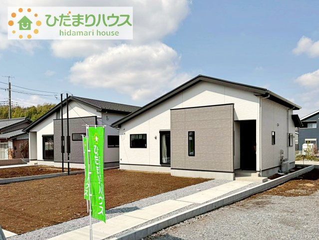 【外観】 | つくば市高野3期　新築戸建　1号棟 | 断熱性に優れたペアガラスなので、冬の寒さも軽減できます。寒がりの方にも嬉しいですでね(^^♪
