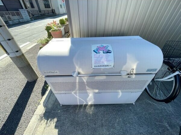 ハーモニーテラス千代田のエントランス