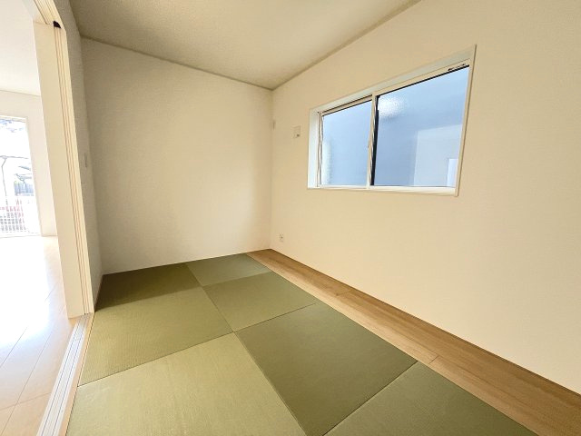 【和室】 | 那珂川市今光8丁目第2　2号棟（全3棟）【仲介手数料無料・0円】 | 施工例。施工例は完成時と異なる場合があります。