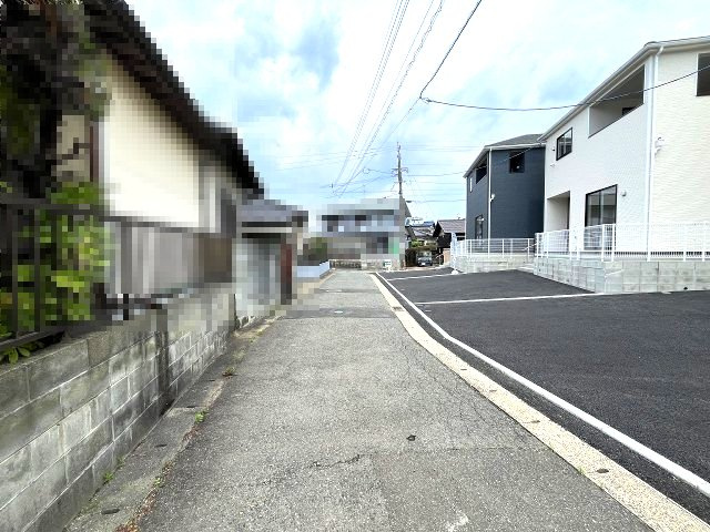 【その他】 | 那珂川市今光8丁目第2　2号棟（全3棟）【仲介手数料無料・0円】 | 現地写真。前面道路です。