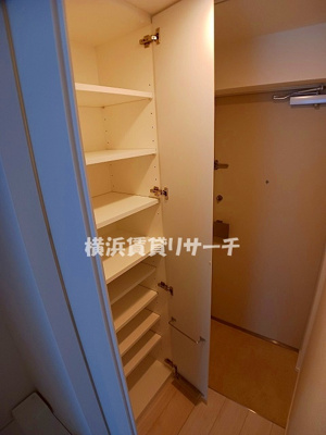 【玄関】 | ルゼール新綱島
