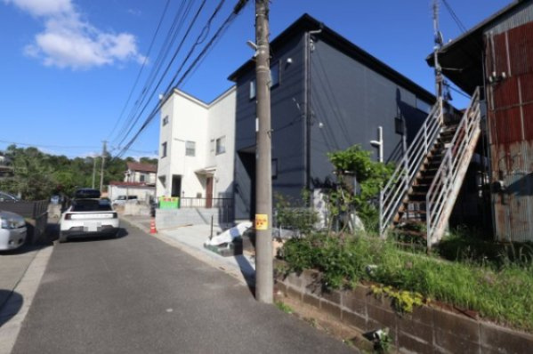 《仲介手数料無料》西区大字西新井505-178新築一戸建てリーブルガーデンの外観|車の通りも少なく閑静な住宅街です。