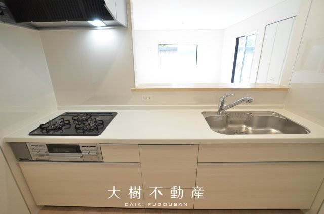 【キッチン】 | 海老名市社家２丁目　新築戸建て　全10棟　【仲介手数料無料】