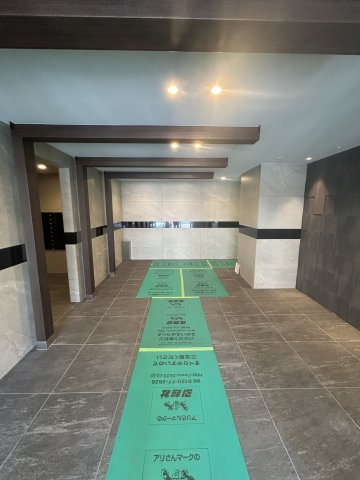 大阪市西淀川区柏里２丁目の賃貸マンションのロビー