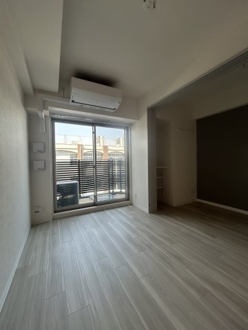 大阪市西淀川区柏里２丁目の賃貸マンションの居間・リビング