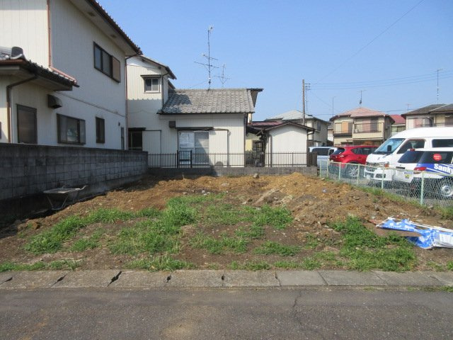 【仲介手数料無料】新築戸建　熊谷市柿沼780-4（全1棟）の前面道路含む現地写真