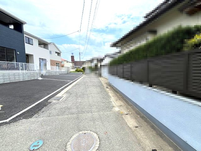 【その他】 | 那珂川市今光8丁目第2　3号棟（全3棟）【仲介手数料無料・0円】 | 現地写真。前面道路です。