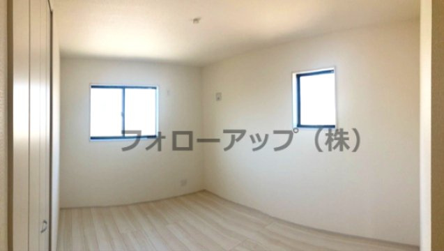 リーブルガーデン神戸市西区竹の台5期の洋室|ゆったりした洋室です