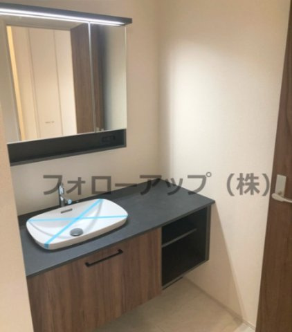 リーブルガーデン神戸市西区竹の台5期の独立洗面台|独立洗面台、朝の身支度には欠かせません