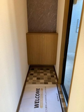 セジュール　クレスト　B棟の玄関