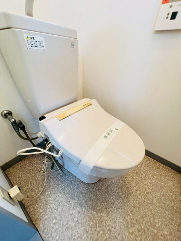 福田1丁目戸建のトイレ