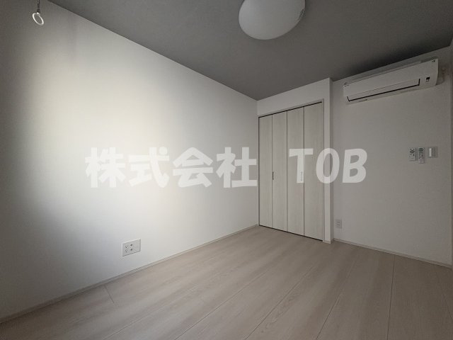 【洋室】 | STRIPES豪徳寺-ストライプス豪徳寺- | 洋室5.4帖
