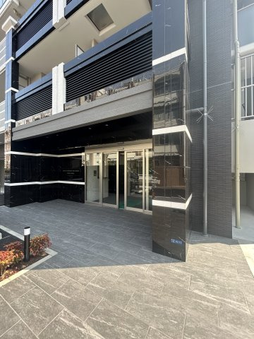 大阪市西淀川区柏里２丁目の賃貸マンションのエントランス