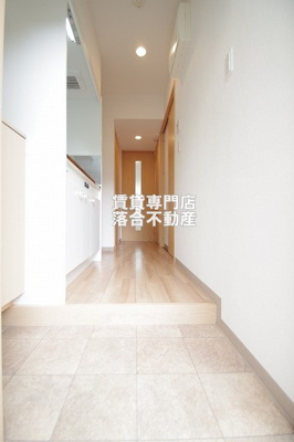 【玄関】 | Ｈ・Ｍアパートメント | 落ち着いた玄関