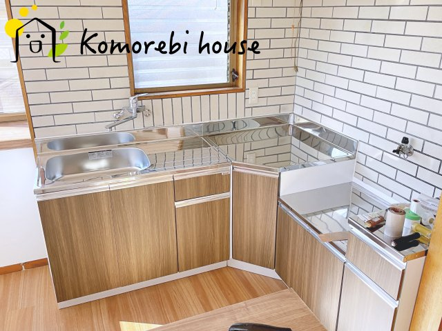 さいたま市見沼区南中丸　中古一戸建てのキッチン|26.4.3撮影済み