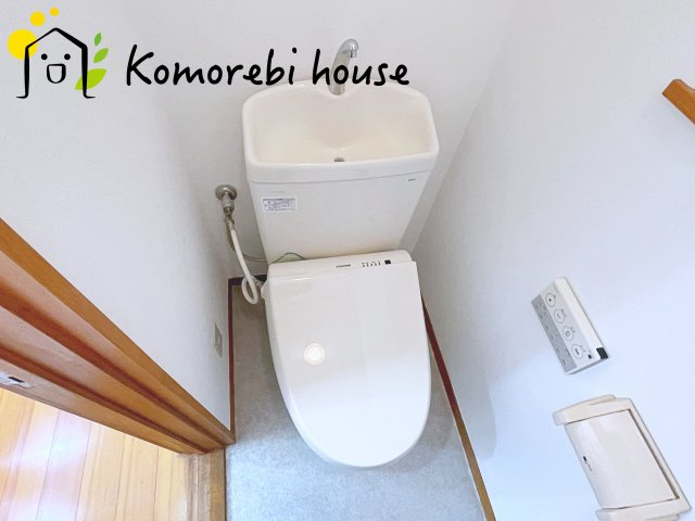 さいたま市見沼区南中丸　中古一戸建てのトイレ|26.4.3撮影済み