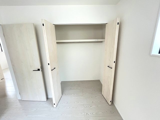 【収納】 | 那珂川市今光8丁目3期　1号棟（全2棟）【仲介手数料無料・0円】 | 施工例。施工例は完成時と異なる場合があります。