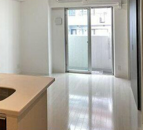 ルガルスクエア南千住の居間・リビング