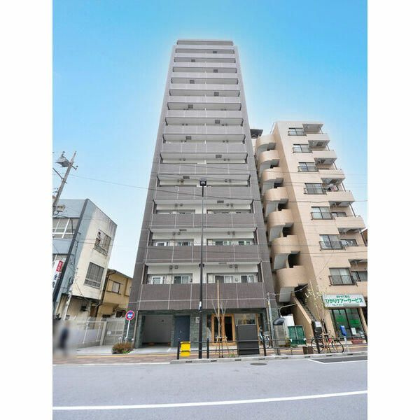 ルガルスクエア南千住の外観
