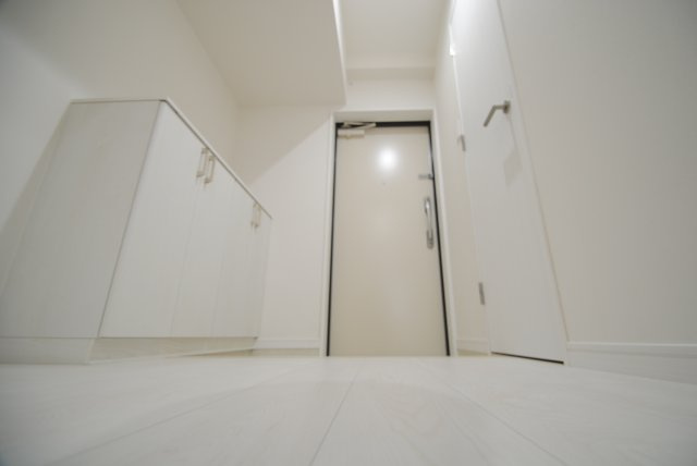 MARKSFORT花畑 (マークスフォート) の玄関