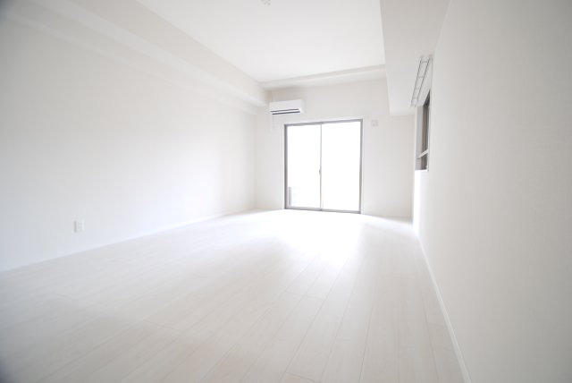 MARKSFORT花畑 (マークスフォート) の居間・リビング