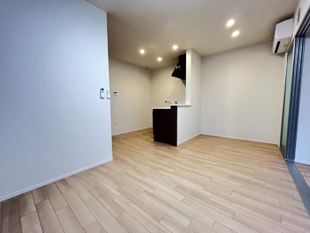 グラティテュード・Kの居間・リビング|リビング