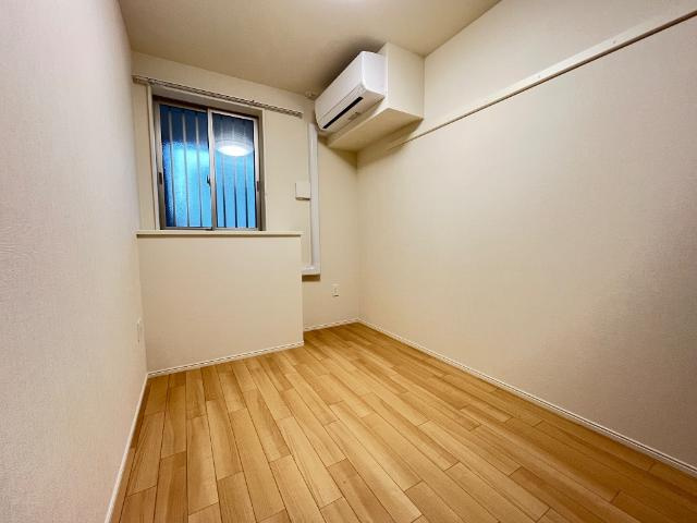 グラティテュード・Kの寝室|室内