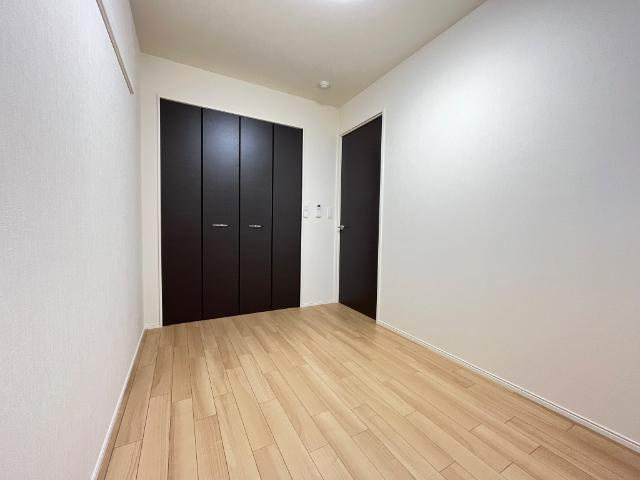 グラティテュード・Kの寝室|室内