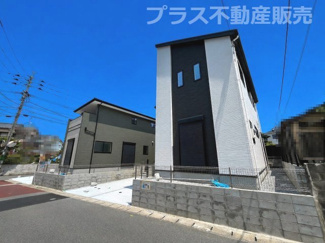 【外観】 | 現地写真。プラス不動産販売なら、現場の全ての棟をまとめてご見学頂けます。