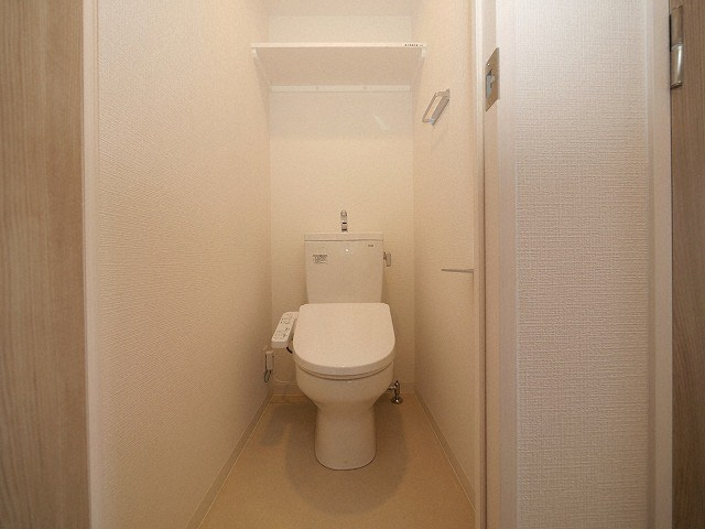 大阪市浪速区大国３丁目の賃貸マンションのトイレ