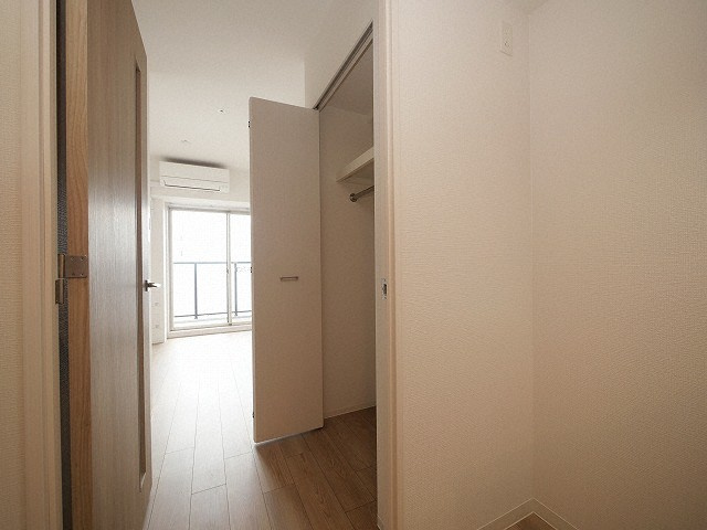 大阪市浪速区大国３丁目の賃貸マンションの収納