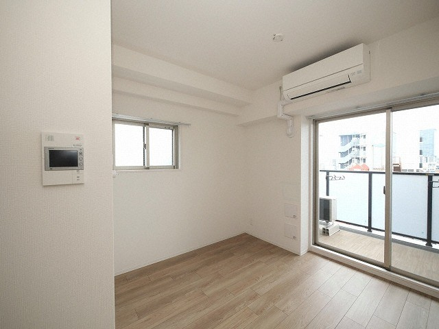 大阪市浪速区大国３丁目の賃貸マンションの居間・リビング