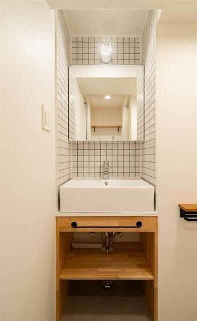 浅草橋グランドハイツの独立洗面台