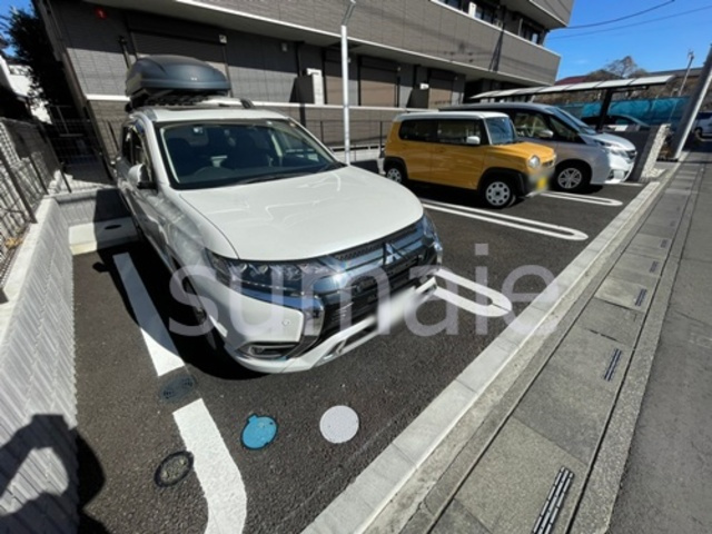 アリュールの駐車場|駐車場です。