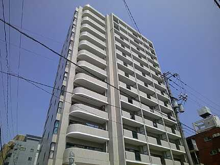 ダイアパレス小町の外観