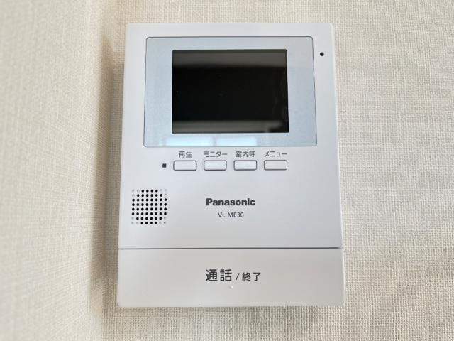 Familie B （ファミリエB）のセキュリティ|カメラ付インターホン