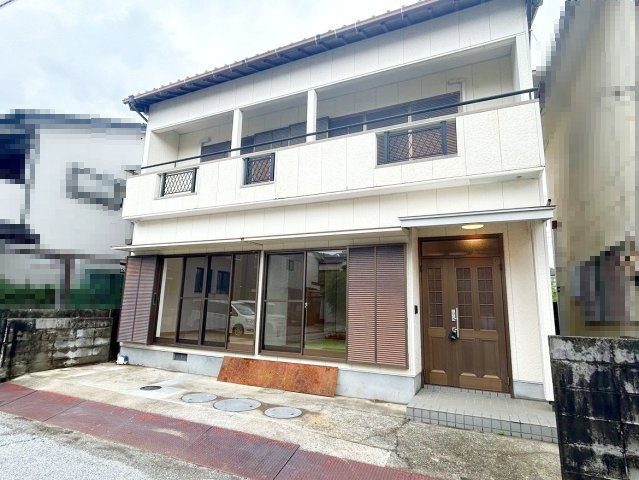 高知市朝倉丙　中古戸建ての外観