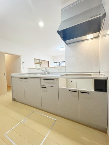 高知市朝倉丙　中古戸建てのキッチン