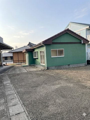 足利市福居町倉庫、事務所の外観