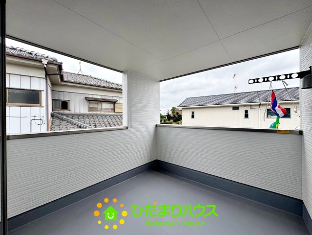 古河三和　新築一戸建て　02　リーブルガーデンのバルコニー