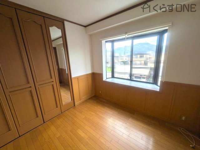 【洋室】 | メゾンドール姫路英賀保