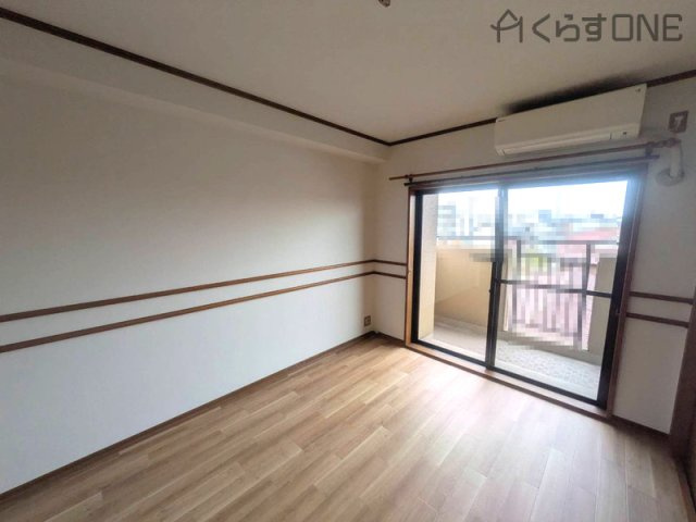 【洋室】 | メゾンドール姫路英賀保