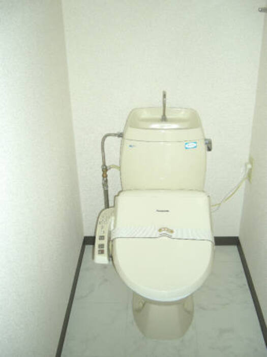 葵マンションのトイレ