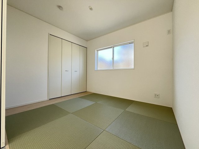 【和室】 | 那珂川市片縄西5丁目第1　1号棟（全1棟）【仲介手数料無料・0円】 | 現地写真。1階和室です。