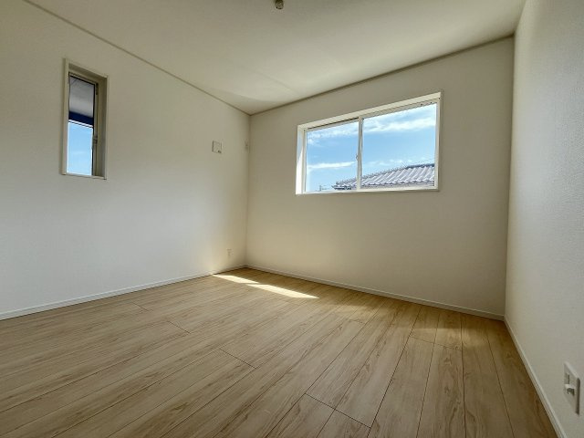 【子供部屋】 | 那珂川市片縄西5丁目第1　1号棟（全1棟）【仲介手数料無料・0円】 | 現地写真。